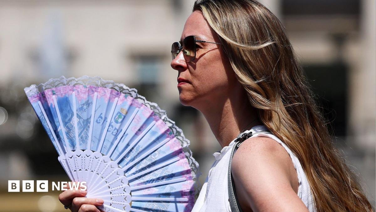 यूके में जून का दिन सबसे गर्म रहा, हैम्पशायर में तापमान 36.1C दर्ज किया गया