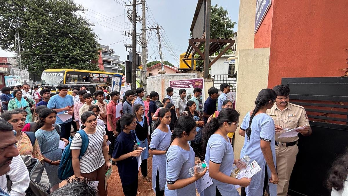 दक्षिण कन्नड़ में 4,343 उम्मीदवार NEET की दोबारा परीक्षा में शामिल हुए