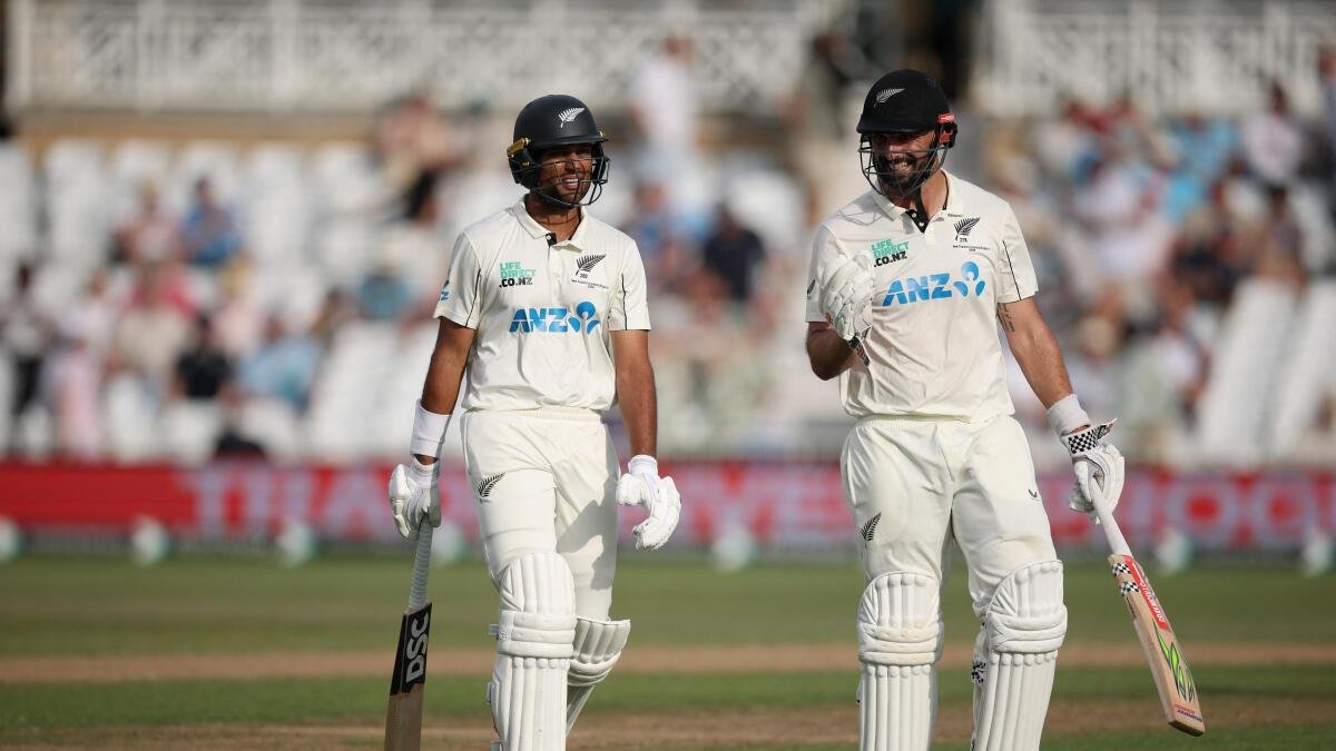 Ravindra puts New Zealand in command against England
