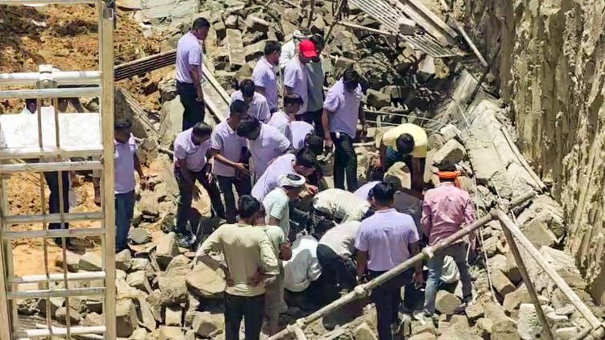 जयपुर में सेप्टिक टैंक की दीवार गिरने से तीन मजदूरों की मौत, करीब एक दर्जन घायल