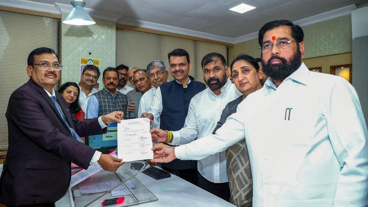 Aaditya Thackeray’s close confidante Sachin Ahir switches allegiance to Shinde faction, files nomination for Deputy Chairperson election