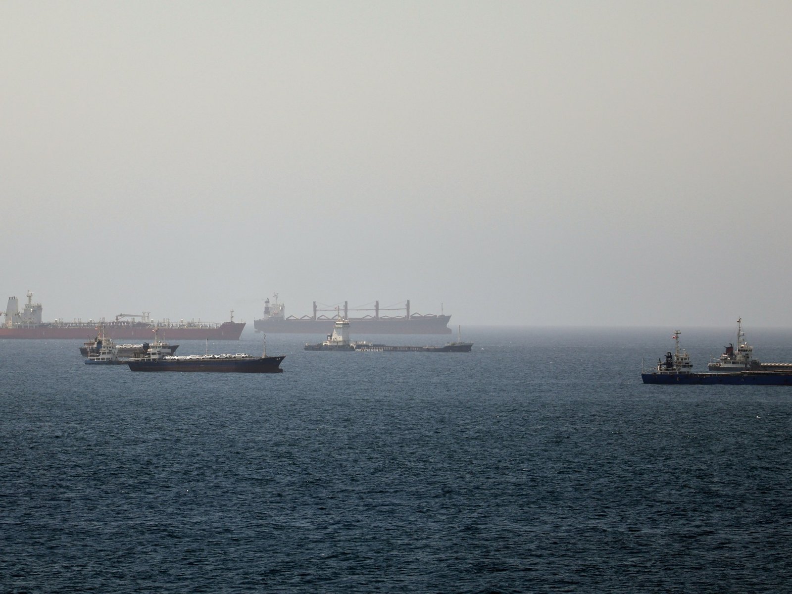 Oil prices ease after spiking over halt to Strait of Hormuz evacuation plan | US-Israel war on Iran