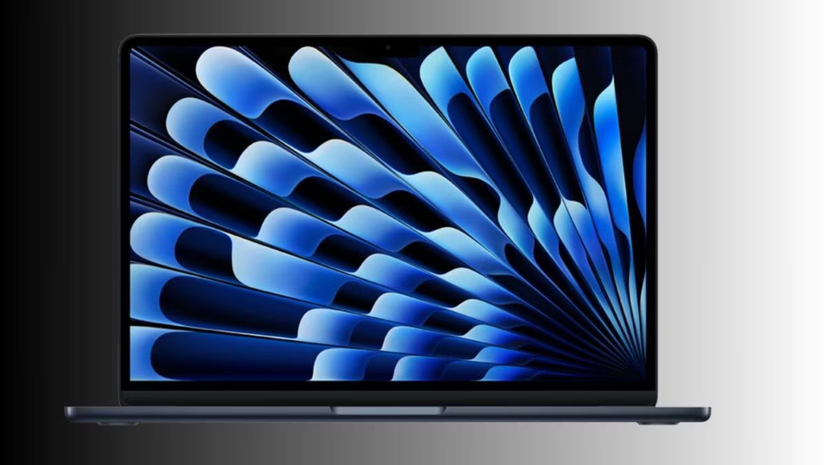 MacBook Air M5 with 16GB RAM and 512GB SSD now cheaper than before, ₹9,000 discount and bank offer separately