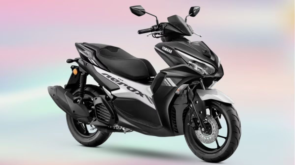 ऑफिस जाने वाले लड़कों के लिए सर्वश्रेष्ठ मैक्सी स्कूटर: यामाहा एरोक्स 155 से कीवे विएस्टे 300 तक, स्टाइल और स्टाइल का शानदार संयोजन