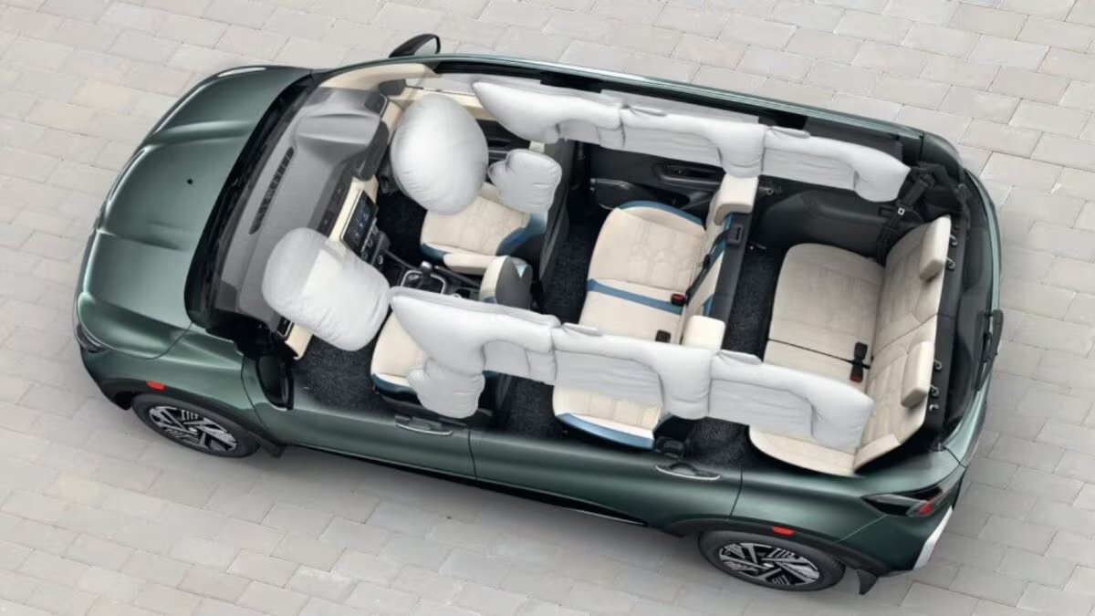 Cheapest 7 Seater Cars in India: 26 KM Mileage, 6 Airbags… Price ₹ 5.73 Lakh! These 7-seater cars are best for big families