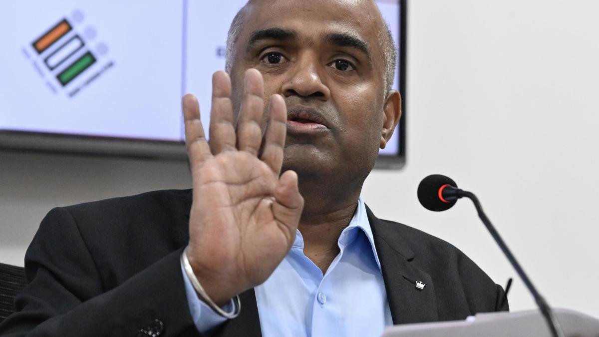 महोदय: कर्नाटक के सीईओ ने बीएलओ के लिए बायोमेट्रिक उपस्थिति से छूट मांगी है