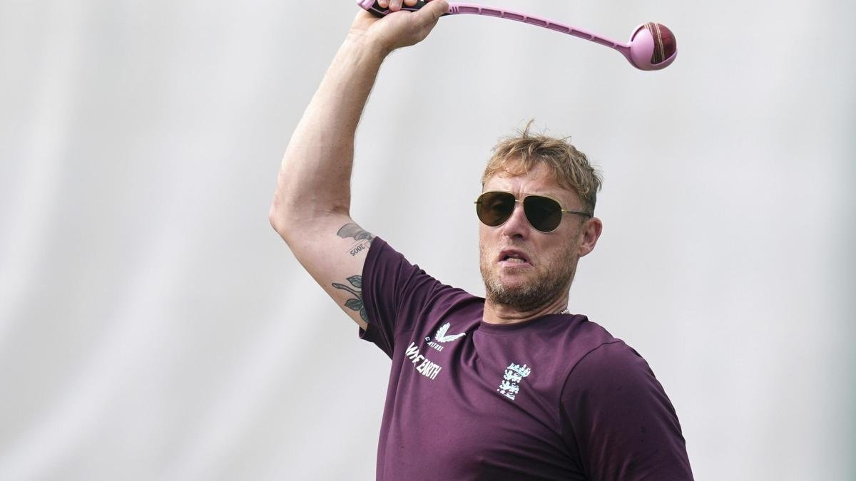 Andrew Flintoff unveiled as Sydney Thunder head coach
