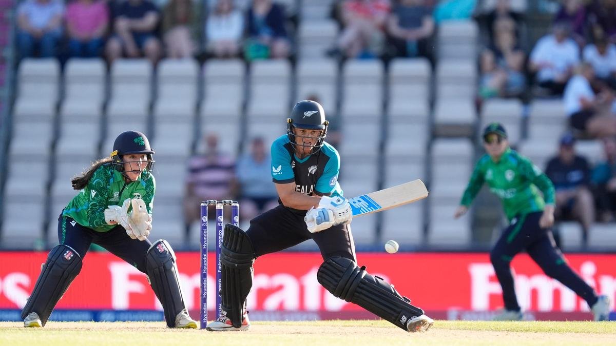New Zealand stays alive in Women’s T20 World Cup 2026 with narrow Ireland win