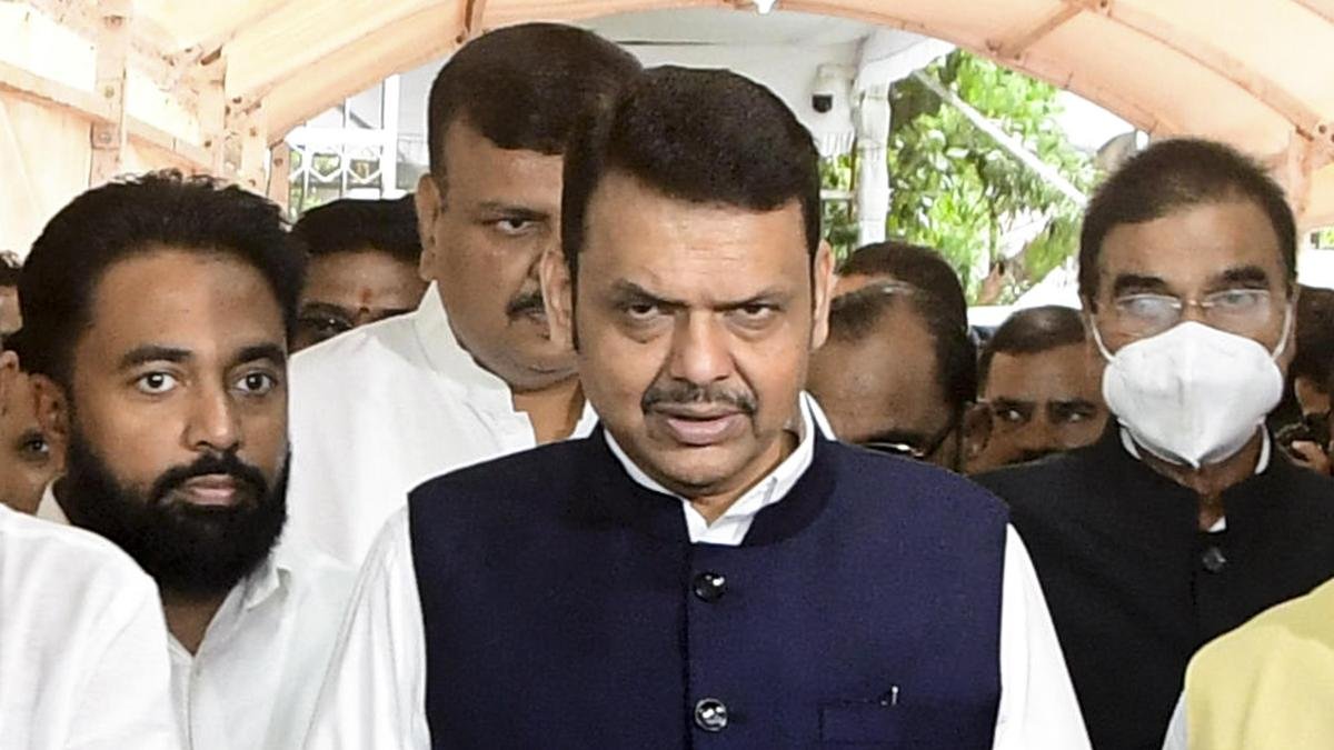 मेरे पास पंख नहीं हैं, इसलिए इन्हें काटने का कोई सवाल ही नहीं है: फड़णवीस, भाजपा नेताओं के समर्थन का दावा किया
