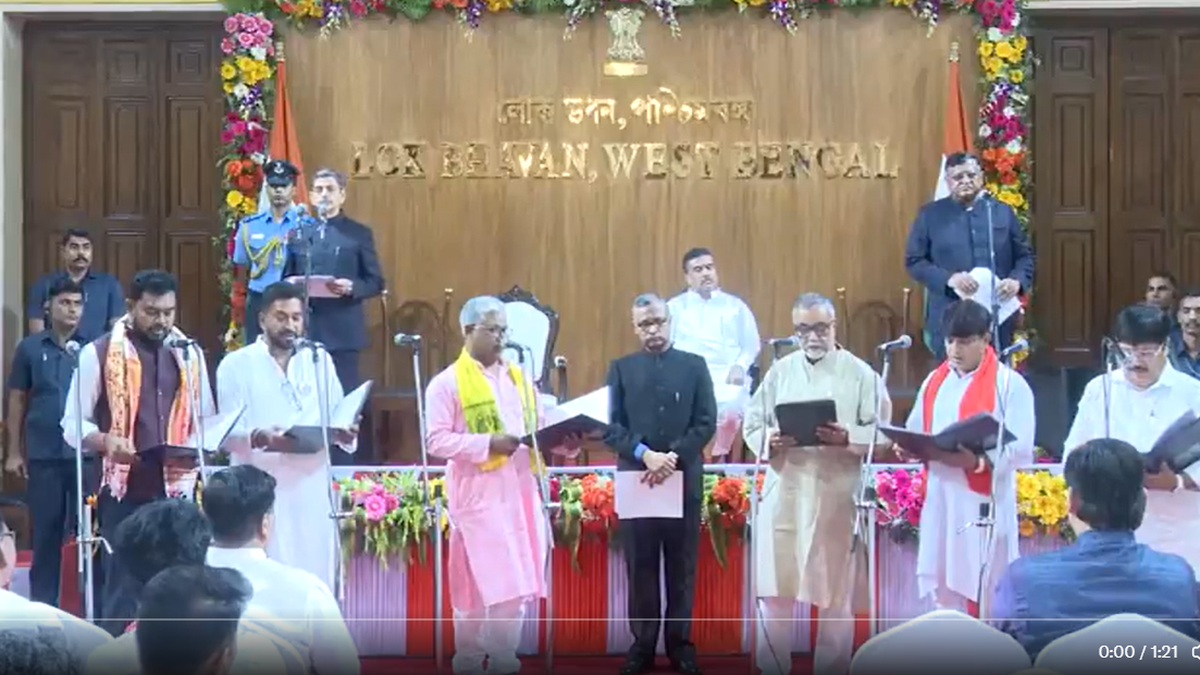 सुवेंदु ने मंत्रालय का विस्तार किया; 13 कैबिनेट मंत्रियों, 22 राज्य मंत्रियों ने शपथ ली