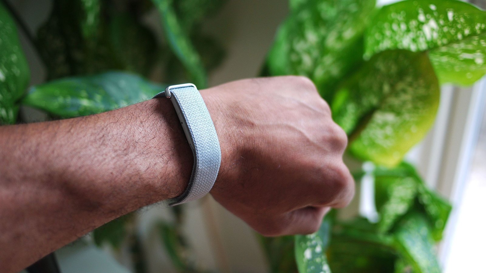The first Fitbit Air update could fix a major frustration — but Google has shut off a workaround for avoiding the new Google Health app