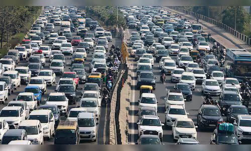 मुंबई में नो कार फ्राइडे की वजह से सड़क पर रुकावट: स्टेशन से कार्यालय तक जाना आसान नहीं है