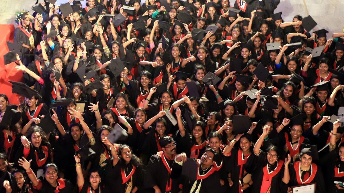 केरल बजट में उच्च शिक्षा को बढ़ावा देने के लिए नॉलेज वैली, जॉब वॉच टावर, रिसर्च पार्क का अनावरण किया गया