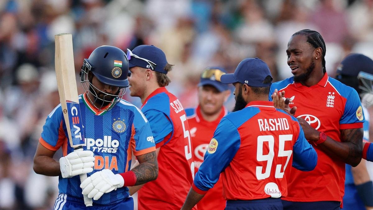 2026-07-07T185323Z_1134604766_UP1EM771GGX7E_RTRMADP_3_CRICKET-T20-ENG-IND.JPG