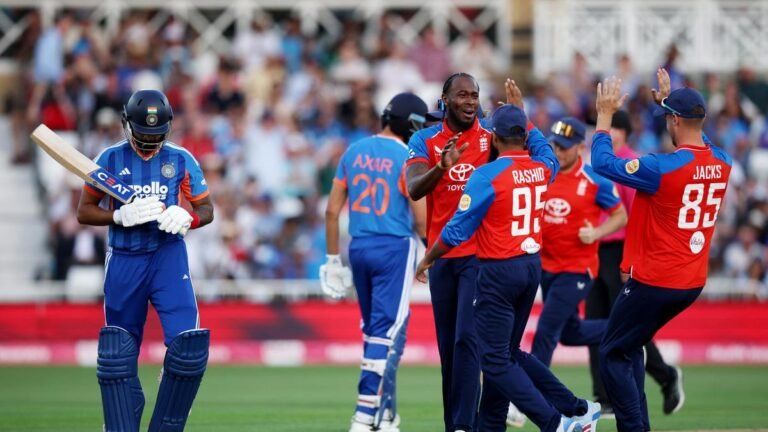 2026-07-07T185443Z_1994762517_UP1EM771GJ57I_RTRMADP_3_CRICKET-T20-ENG-IND.JPG