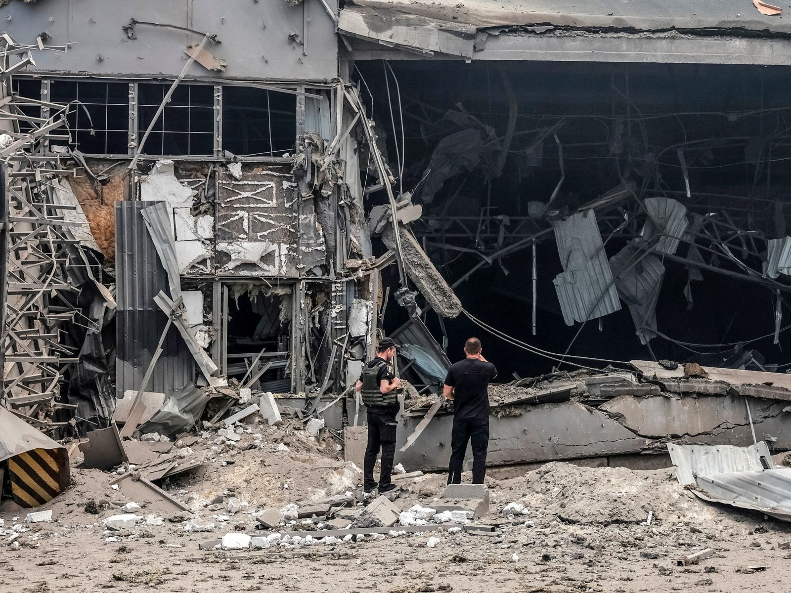 Russian attacks kill 17, exploiting Ukraine’s lack of missile interceptors | Russia-Ukraine war News