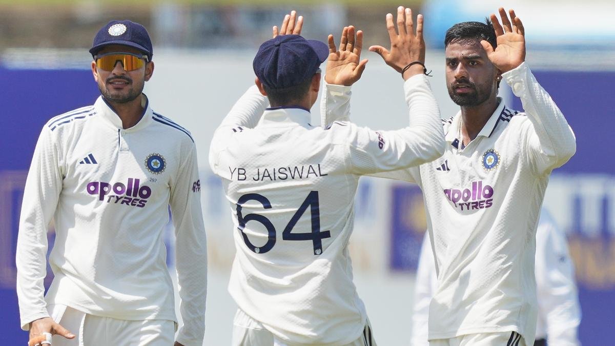 India vs Sri Lanka LIVE Score, Day 3: SL 99/5 at Lunch, Jadeja removes Dhananjaya, Suthar picks two; IND 462
