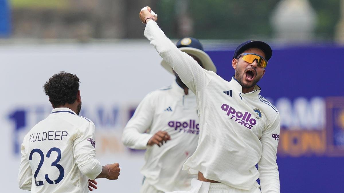 WATCH: Shubman Gill takes diving catch to dismiss Kamindu Mendis in IND vs SL 1st Test