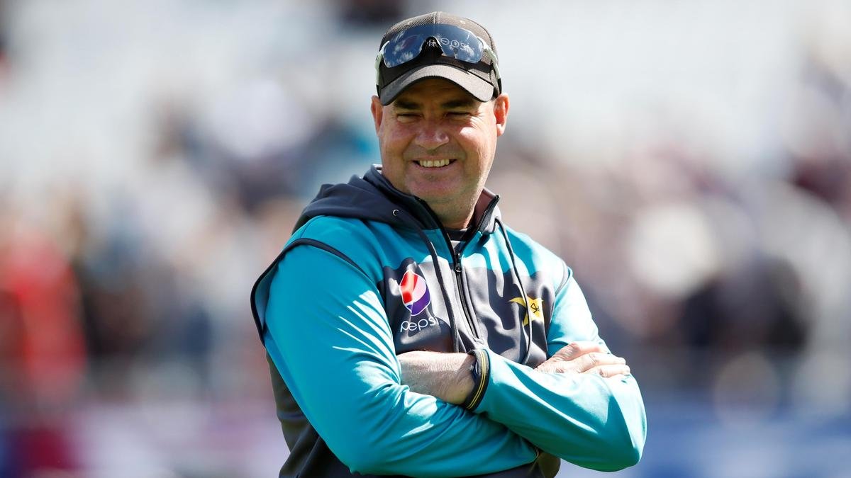 ‘Ridiculous decision’, says Arthur after PCB sends back seven players from England, sacks coaches