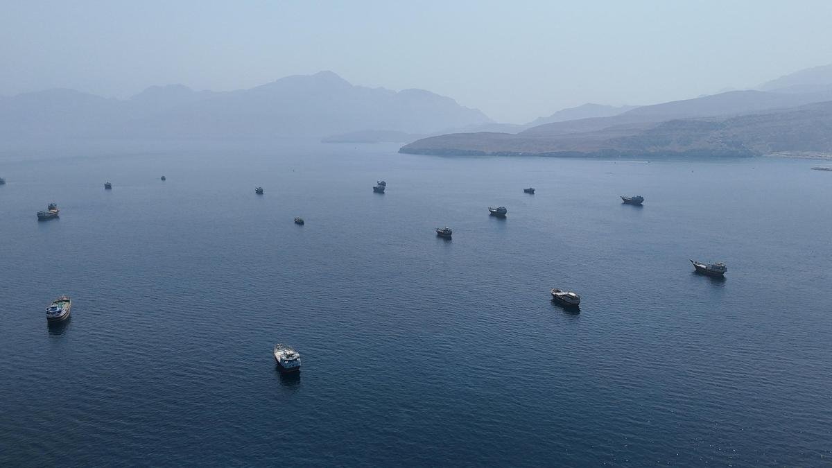 U.S. strikes Iran and Tehran fires back as hostilities flare again