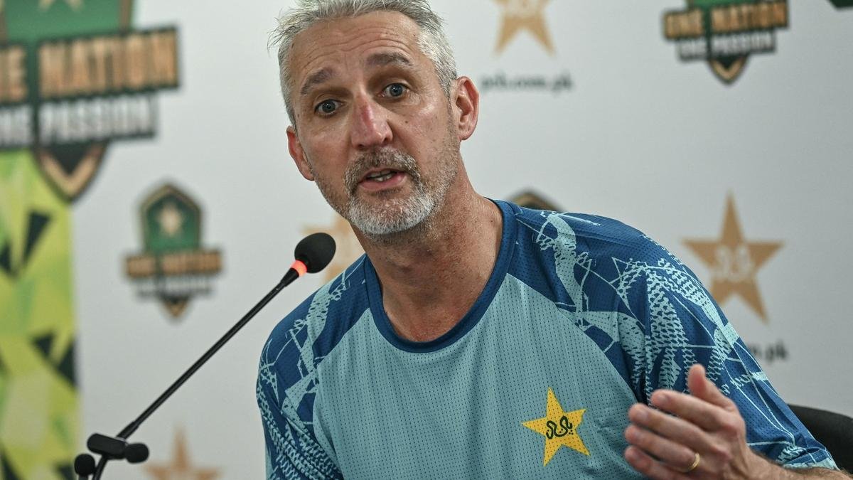 Pakistan selectors under Aaqib Javed change minds like they change their pants: Former coach Gillespie