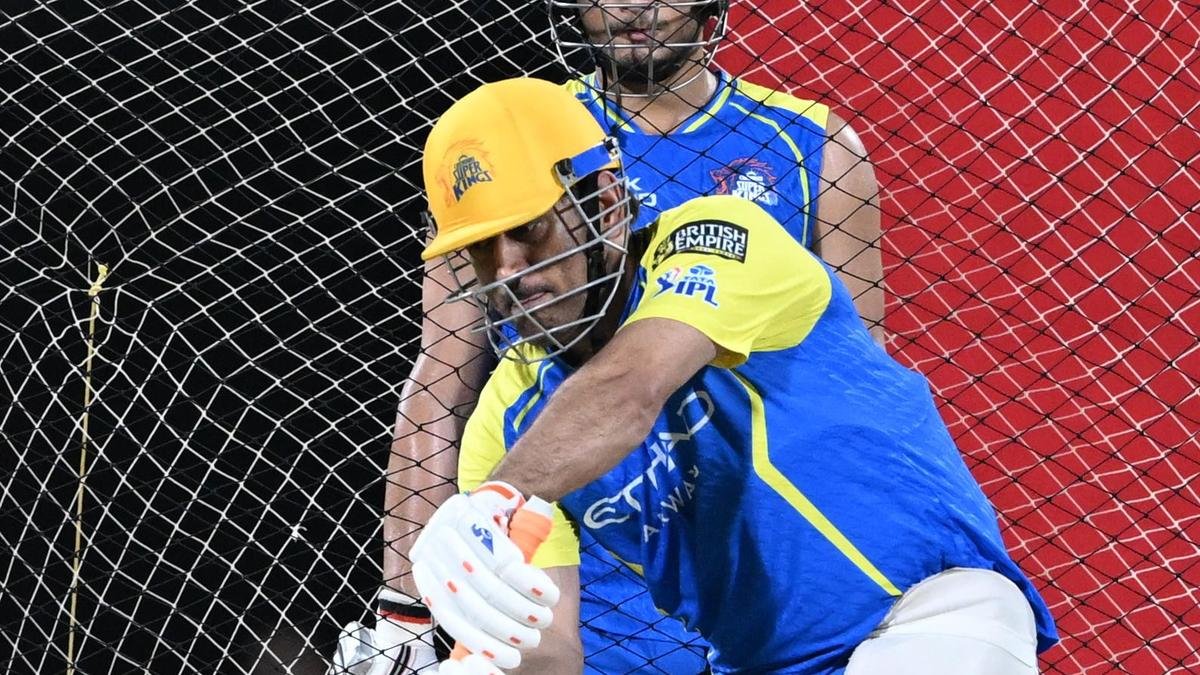 MS Dhoni to play full 20 overs? Badrinath reveals CSK stars big decision