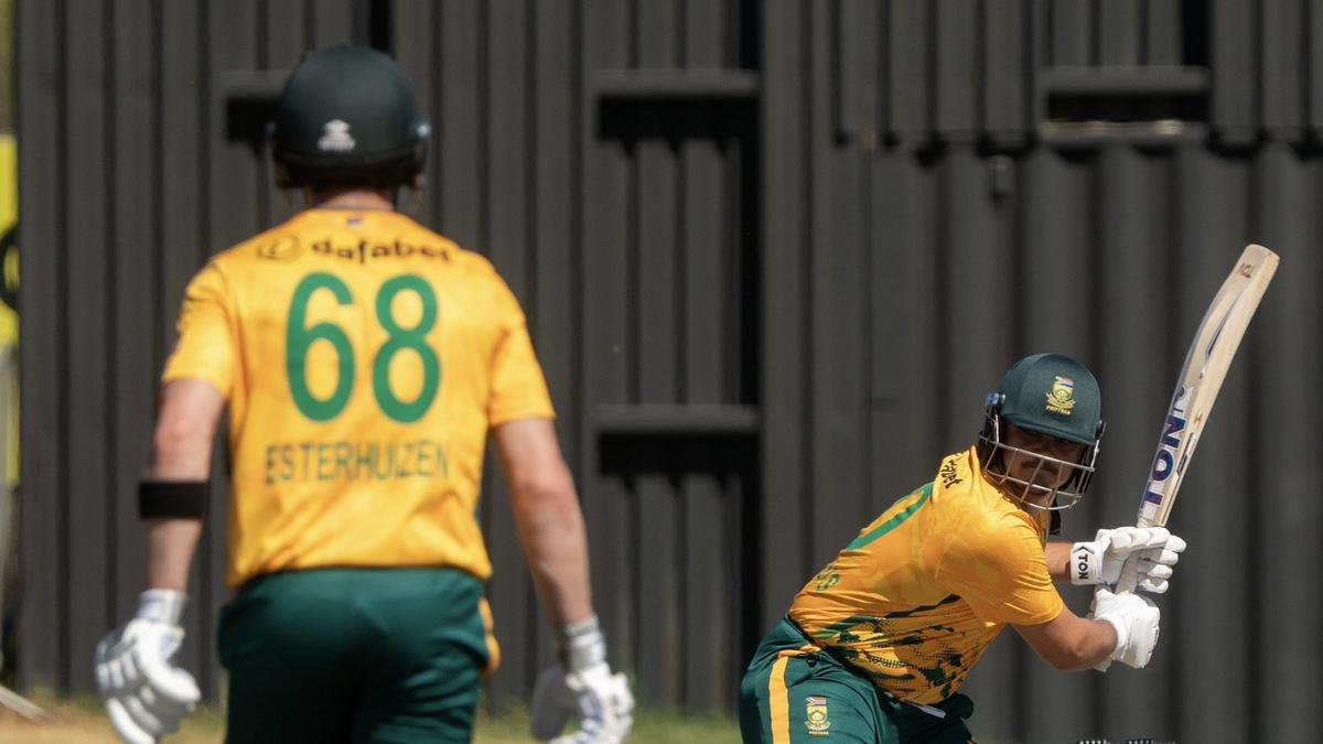 South Africa ends Namibia jinx, sets up Tri-Nation series final against Zimbabwe