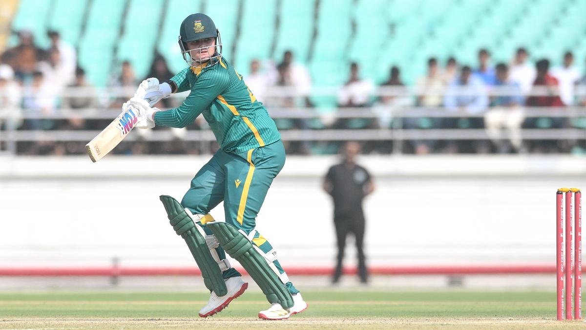 South Africa vs Zimbabwe, Tri-series 4th T20I LIVE score — South Africa wins the toss and opts to bat